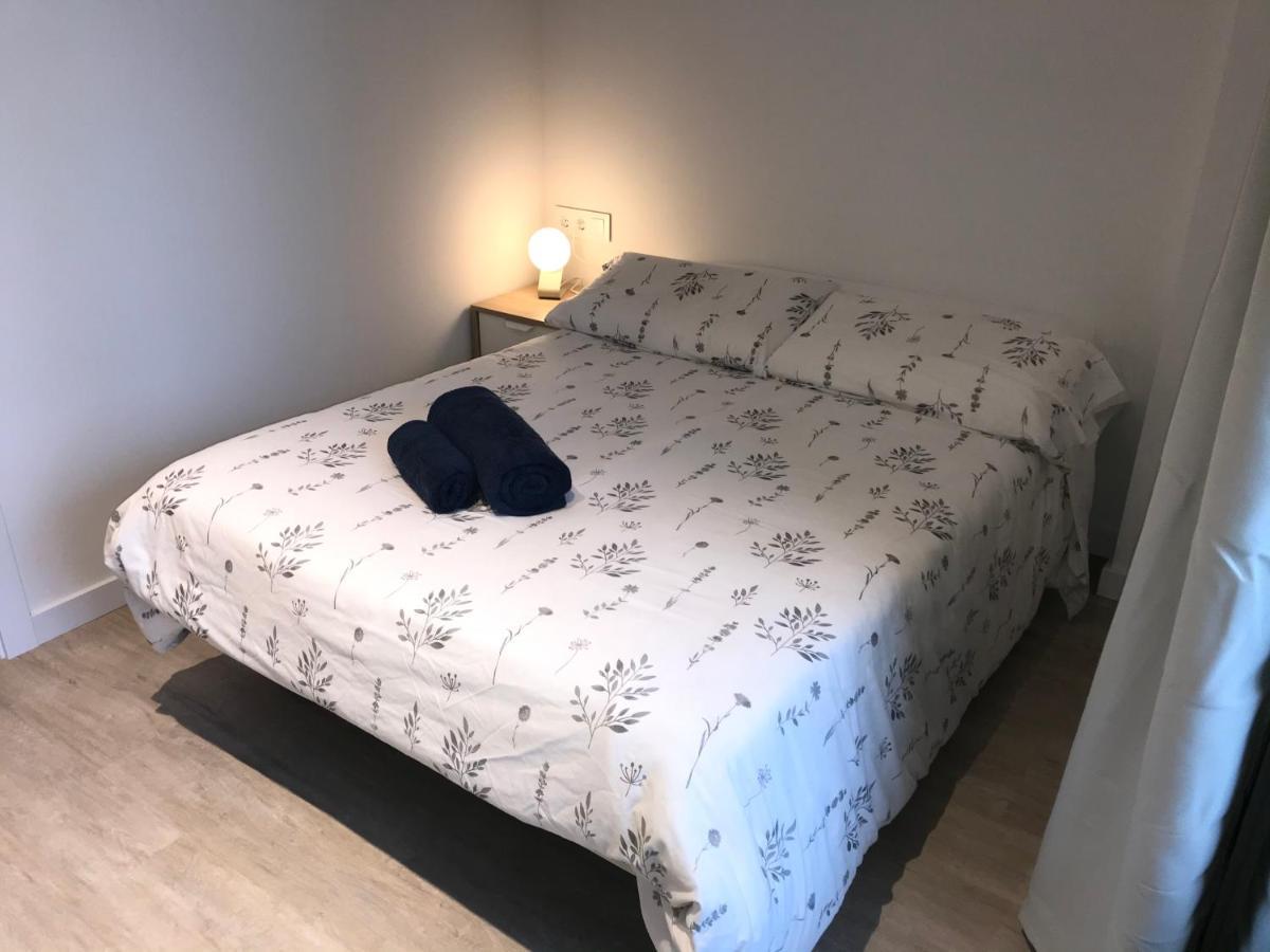 Llull Home ซานต์อาเตรียเดเบซอซ ภายนอก รูปภาพ